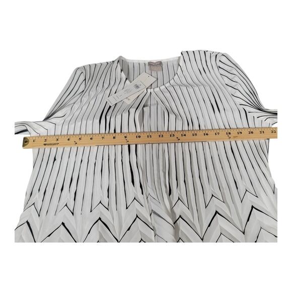 NWT Chico's Pleated 3/4 Bell Sleeve Cardigan Jacket Travelers  Women's SZ 8/10 M - Picture 10 of 13